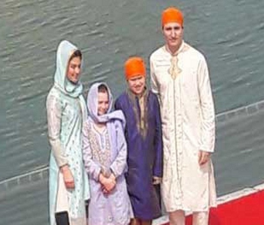 Canadian PM Justin Trudeau arrives at Golden Temple in Amritsar