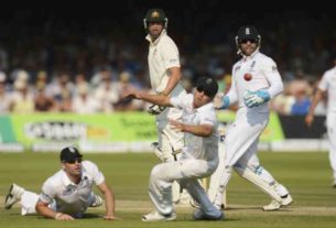 AUS vs ENG: First Ashes Test, second day being named on bowlers