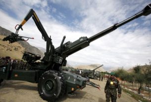 Bofors Cannon deal :CBI file petitions SC against High court order