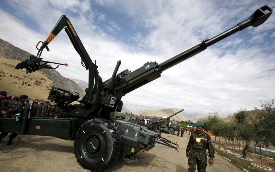 Bofors Cannon deal :CBI file petitions SC against High court order