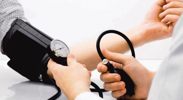 Control the blood pressure with home remedies