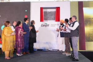 ਪੰਜਾਬ ਦੀ ਡੇਅਰੀ ਅਤੇ ਖੇਤੀਬਾੜੀ ਆਰਥਿਕਤਾ ਲਈ ਵੱਡੀ ਪੁਲਾਂਘ; ਭਗਵੰਤ ਮਾਨ ਸਰਕਾਰ ਨੇ ਕਾਰਗਿਲ ਕੰਪਨੀ ਦਾ ਦੱਖਣੀ ਏਸ਼ੀਆ ਦਾ ਸਭ ਤੋਂ ਵੱਡਾ 300 ਕਰੋੜ ਰੁਪਏ ਦਾ ਪਸ਼ੂ ਚਾਰਾ ਪਲਾਂਟ ਕੀਤਾ ਸ਼ੁਰੂ