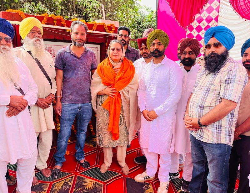 ਵਿਧਾਇਕ ਨਰਿੰਦਰ ਕੌਰ ਭਰਾਜ ਨੇ 08.27 ਕਰੋੜ ਰੁਪਏ ਦੇ ਸੜਕ ਵਿਕਾਸ ਪ੍ਰੋਜੈਕਟਾਂ ਦੇ ਨੀਂਹ ਪੱਥਰ ਰੱਖ ਕੇ ਕੰਮ ਸ਼ੁਰੂ ਕਰਵਾਏ