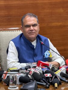 ਪੰਜਾਬ ਨੂੰ ਊਨੀ ਅਤੇ ਫੈਂਸੀ ਧਾਗੇ ਦੇ ਕਾਰੋਬਾਰ ਵਿੱਚ 750 ਕਰੋੜ ਰੁਪਏ ਦਾ ਨਿਵੇਸ਼ ਹਾਸਲ ਹੋਇਆ; ਗੰਗਾ ਐਕਰੋਵੂਲਜ਼ ਲਿਮਟਿਡ ਆਪਣੇ ਕਾਰੋਬਾਰ ਦੇ ਵਿਸਥਾਰ ਨਾਲ ਰੋਜ਼ਗਾਰ ਲਈ 1500 ਨਵੇਂ ਮੌਕੇ ਪੈਦਾ ਕਰੇਗੀ: ਸੰਜੀਵ ਅਰੋੜਾ