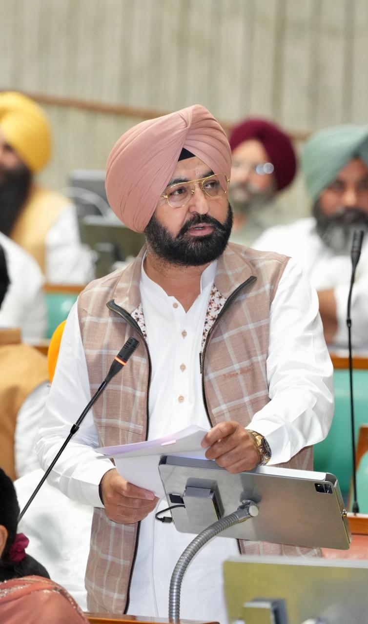 ਪਾਣੀ ਦੀ ਕਿੱਲਤ ਵਾਲੇ 1230 ਪਿੰਡਾਂ ਤੇ 125 ਬਸਤੀਆਂ ਵਿੱਚ ਜਲ ਸਪਲਾਈ ਅਤੇ 88 ਯੂਰੇਨੀਅਮ-ਪ੍ਰਭਾਵਿਤ ਖੇਤਰਾਂ ਲਈ ਨਵੇਂ ਪ੍ਰਾਜੈਕਟਾਂ ਵਾਸਤੇ 1487 ਕਰੋੜ ਰੁਪਏ ਰੱਖੇ: ਹਰਦੀਪ ਸਿੰਘ ਮੁੰਡੀਆਂ