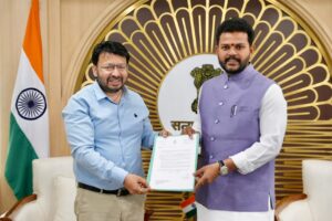 ਡਾ. ਰਵਜੋਤ ਸਿੰਘ ਨੇ ਕੇਂਦਰੀ ਸ਼ਹਿਰੀ ਹਵਾਬਾਜ਼ੀ ਮੰਤਰੀ ਕੇ.ਆਰ. ਨਾਇਡੂ ਨਾਲ ਕੀਤੀ ਮੁਲਾਕਾਤ; ਫਸੇ ਹੋਏ ਪੰਜਾਬੀਆਂ ਲਈ ਬਚਾਅ ਉਡਾਣਾਂ ਸ਼ੁਰੂ ਕਰਨ ਦੀ ਕੀਤੀ ਮੰਗ