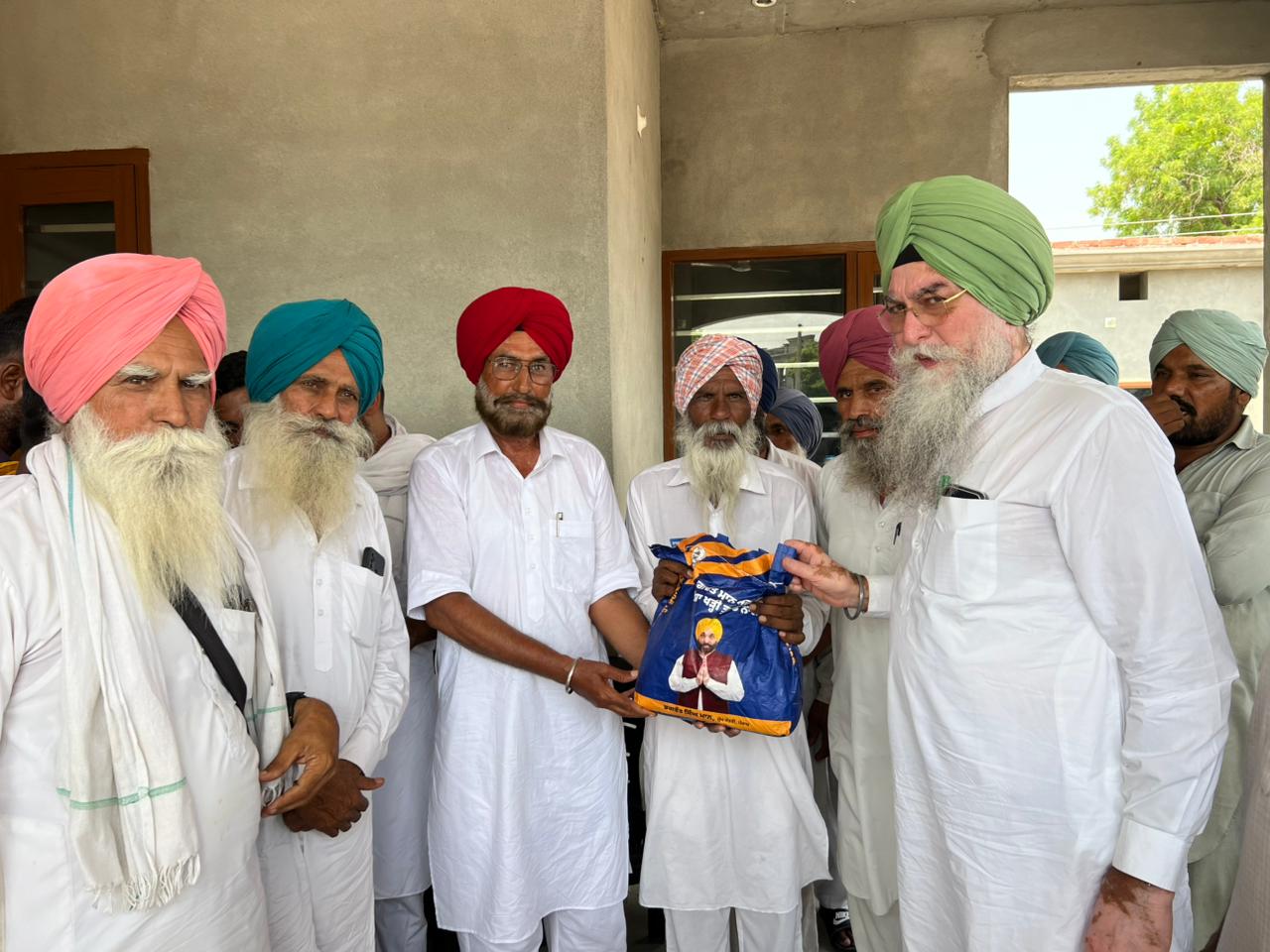 ਸਪੀਕਰ ਕੁਲਤਾਰ ਸਿੰਘ ਸੰਧਵਾਂ ਨੇ ਪਿੰਡ ਮਿਸ਼ਰੀਵਾਲਾ ਵਿਖੇ ਲੋਕ ਮਿਲਣੀ ਕਰਕੇ ਲੋਕਾਂ ਦੀਆਂ ਸਮੱਸਿਆਵਾਂ ਸੁਣੀਆਂ