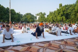 ਅੰਤਰਰਾਸ਼ਟਰੀ ਯੋਗ ਦਿਵਸ ਮੌਕੇ ਸਪੀਕਰ ਸੰਧਵਾਂ,  ਵਿਧਾਇਕ ਸੇਖੋਂ ਤੇ ਡੀ ਸੀ ਨੇ ਕੀਤਾ ਯੋਗ ਅਭਿਆਸ