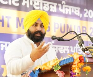  ਮੁਕਤਸਰ ਸਾਹਿਬ ਵਿਖੇ ‘ਬ੍ਰਾਈਟ ਮਾਈਂਡਜ਼ ਪੰਜਾਬ’ ਤਹਿਤ 1050 ਤੋਂ ਵੱਧ ਹੋਣਹਾਰ ਵਿਦਿਆਰਥੀਆਂ ਦਾ ਸਨਮਾਨ