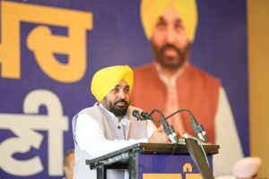 ਪੰਜਾਬ ਦੇ ਪਿੰਡ ਦੇਸ਼ ਵਿੱਚ ਸਭ ਤੋਂ ਵੱਧ ਵਿਕਸਤ ਹੋਣਗੇ; ਸਰਪੰਚਾਂ ਨੂੰ ਅੱਗੇ ਹੋ ਕੇ ਬਦਲਾਅ ਦੀ ਅਗਵਾਈ ਕਰਨੀ ਚਾਹੀਦੀ ਹੈ: ਮੁੱਖ ਮੰਤਰੀ ਭਗਵੰਤ ਸਿੰਘ ਮਾਨ