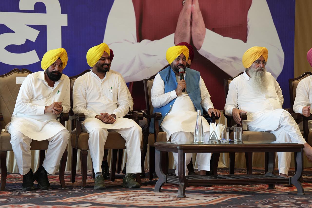 ਮੁੱਖ ਮੰਤਰੀ ਭਗਵੰਤ ਸਿੰਘ ਮਾਨ ਵੱਲੋਂ 15 ਅਗਸਤ ਤੋਂ ਸਰਪੰਚਾਂ ਲਈ 10,000 ਰੁਪਏ ਮਾਸਿਕ ਮਾਣਭੱਤੇ ਦਾ ਐਲਾਨ