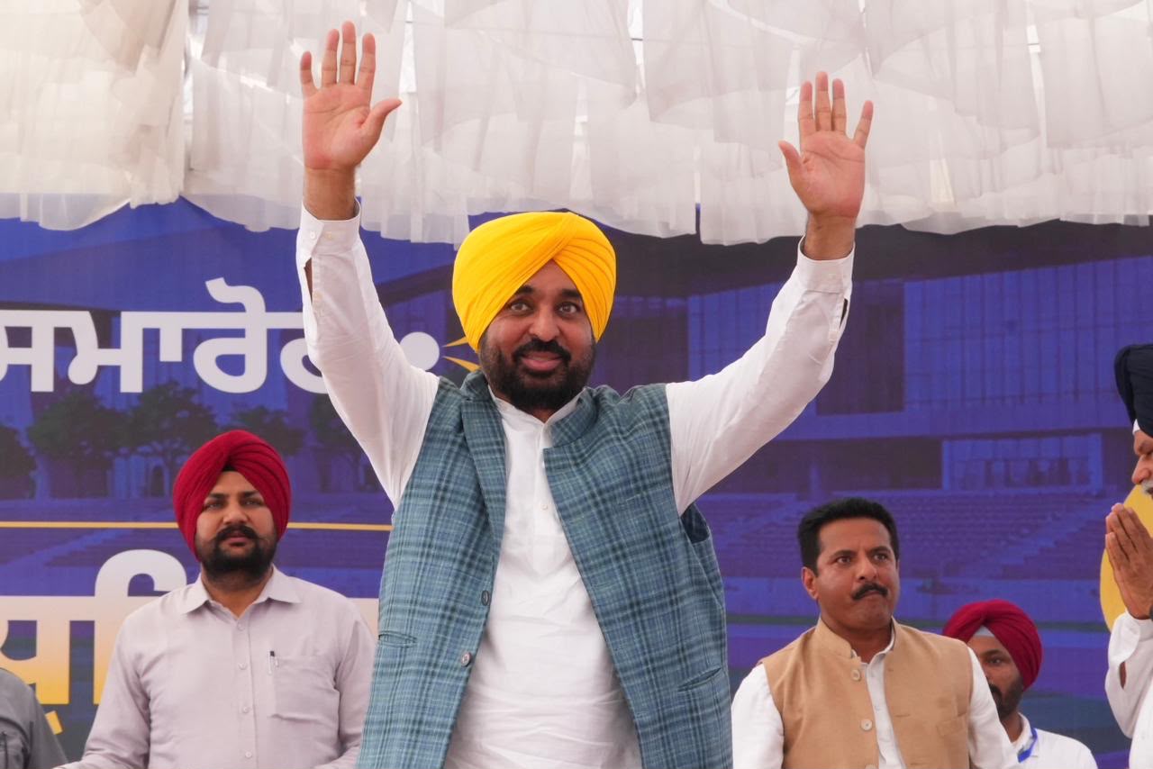 ਮੁੱਖ ਮੰਤਰੀ ਭਗਵੰਤ ਸਿੰਘ ਮਾਨ ਨੇ ਸਮਾਣਾ ਵਿੱਚ ਖੇਡ ਸਟੇਡੀਅਮ ਦਾ ਨੀਂਹ ਪੱਥਰ ਰੱਖਿਆ; ਨਸ਼ਿਆਂ ਖ਼ਿਲਾਫ਼ ਖੇਡਾਂ ਨੂੰ ਸਭ ਤੋਂ ਕਾਰਗਰ ਹਥਿਆਰ ਦੱਸਿਆ