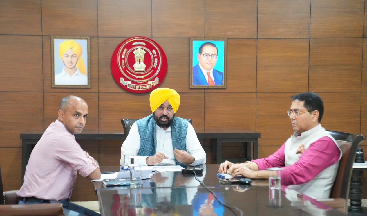 ਪੰਜਾਬ ਦੀ ਜਵਾਨੀ ਨੂੰ ਬਚਾਉਣਾ ਸਾਡੀ ਸਭ ਤੋਂ ਵੱਡੀ ਤਰਜੀਹ; ਮੁੱਖ ਮੰਤਰੀ ਭਗਵੰਤ ਸਿੰਘ ਮਾਨ ਨੇ ਡੀ.ਸੀਜ਼ ਅਤੇ ਐੱਸ.ਐੱਸ.ਪੀਜ਼ ਨੂੰ ‘ਯੁੱਧ ਨਸ਼ਿਆਂ ਵਿਰੁੱਧ’ ਮੁਹਿੰਮ ਨੂੰ ਹੋਰ ਤੇਜ਼ ਕਰਨ ਦੇ ਦਿੱਤੇ ਨਿਰਦੇਸ਼