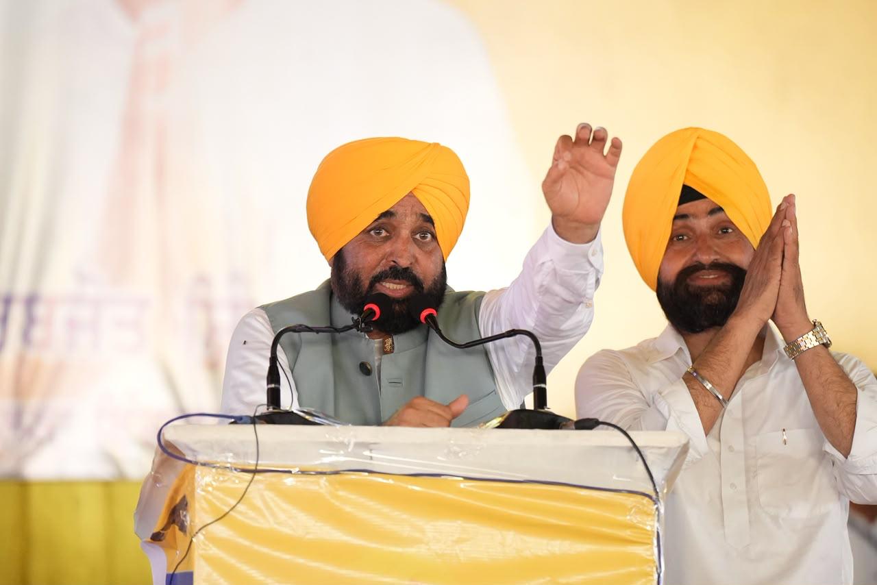 ਲੋਕਾਂ ਦੇ ਸਹਿਯੋਗ ਨਾਲ ਪੰਜਾਬ ਨੂੰ ਹਰੇਕ ਖ਼ੇਤਰ ਵਿੱਚ ਨੰਬਰ ਇਕ ਬਣਾਉਣ ਦਾ ਸਫ਼ਰ ਜਾਰੀ ਰਹੇਗਾ: ਮੁੱਖ ਮੰਤਰੀ ਭਗਵੰਤ ਸਿੰਘ ਮਾਨ