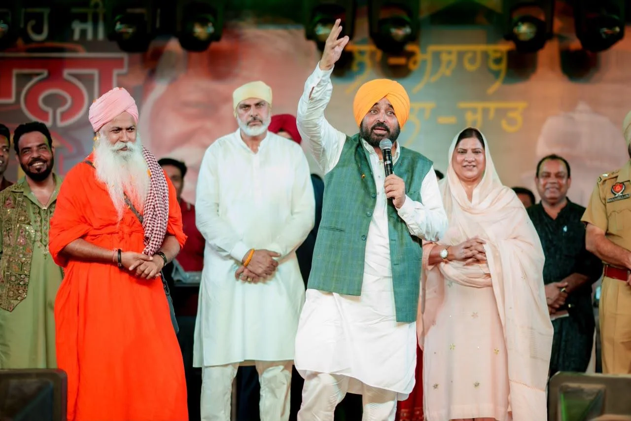 ਪੰਜਾਬ ਵਿੱਚ ਬਿਨਾਂ ਕੈਸ਼ ਤੇ ਫ਼ਰਮਾਇਸ਼ ਤੋਂ ਸਿਰਫ਼ ਯੋਗਤਾ ਦੇ ਅਧਾਰ ‘ਤੇ ਸਰਕਾਰੀ ਨੌਕਰੀਆਂ ਦਿੱਤੀਆਂ ਜਾਂਦੀਆਂ ਹਨ: ਮੁੱਖ ਮੰਤਰੀ ਭਗਵੰਤ ਸਿੰਘ ਮਾਨ