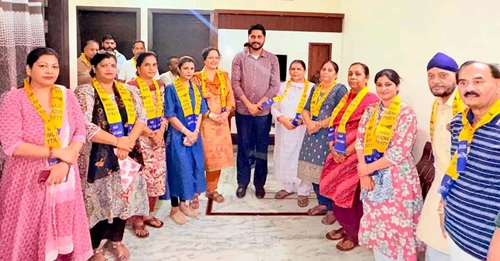 ਵਿਧਾਇਕ ਸ਼ੈਰੀ ਕਲਸੀ ਨੇ ਭਾਜਪਾ ਦੇ ਕਈ ਪਰਿਵਾਰਾਂ ਦਾ ਆਮ ਆਦਮੀ ਵਿੱਚ ਸ਼ਾਮਿਲ ਹੋਣ ‘ਤੇ ਸਵਾਗਤ ਕਰਦਿਆਂ ਕਿਹਾ ‘ਜੀ ਆਇਆਂ ਨੂੰ’