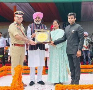 ਮੁੱਖ ਮੰਤਰੀ ਭਗਵੰਤ ਸਿੰਘ ਮਾਨ ਦੀ ਅਗਵਾਈ ਹੇਠ ਪੰਜਾਬ ਸਰਕਾਰ ਸ਼ਹੀਦਾਂ ਦੇ ਸੁਪਨਿਆਂ ਦਾ ‘ਰੰਗਲਾ ਪੰਜਾਬ’ ਸਿਰਜਣ ਲਈ ਵਚਨਬੱਧ: ਹਰਪਾਲ ਸਿੰਘ ਚੀਮਾ