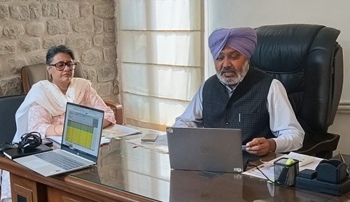 ਪੰਜਾਬ ਟਰਾਂਸਪੋਰਟ ਵਿਭਾਗ ਨੇ ਡੀ.ਐੱਲ. ਅਤੇ ਆਰ.ਸੀ. ਸੇਵਾਵਾਂ ਵਿੱਚ 99% ਤੋਂ ਵੱਧ ਸਮੇਂ ਸਿਰ ਨਿਪਟਾਰਾ ਯਕੀਨੀ ਬਣਾਇਆ: ਹਰਪਾਲ ਸਿੰਘ ਚੀਮਾ