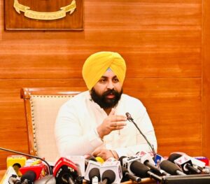 ਭਗਵੰਤ ਮਾਨ ਸਰਕਾਰ ਵੱਲੋਂ ਪੰਜਾਬ ਵਿੱਚੋਂ ਸਾਰੇ ਗਾਰਬੇਜ ਵੁਲਨੇਰੇਬਲ ਪੁਆਇੰਟਸ ਖ਼ਤਮ ਕਰਨ ਲਈ 10 ਰੋਜ਼ਾ ਵਿਸ਼ੇਸ਼ ਸਫਾਈ ਮੁਹਿੰਮ ਸ਼ੁਰੂ ਕੀਤੀ ਜਾਵੇਗੀ: ਹਰਜੋਤ ਸਿੰਘ ਬੈਂਸ