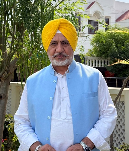 ਆਪ ਆਗੂ ਬਲਤੇਜ ਪੰਨੂ ਨੇ ਤਖ਼ਤ ਸ੍ਰੀ ਹਜ਼ੂਰ ਸਾਹਿਬ ਵਿਖੇ ਸੁਖਬੀਰ ਬਾਦਲ ‘ਤੇ ਹਮਲੇ ਦੀ ਕੋਸ਼ਿਸ਼ ਦੀ ਕੀਤੀ ਨਿਖੇਧੀ