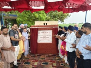 ਵਿਧਾਇਕ ਨਰਿੰਦਰ ਕੌਰ ਭਰਾਜ ਵੱਲੋਂ 2.39 ਕਰੋੜ ਰੁਪਏ ਦੀ ਲਾਗਤ ਨਾਲ ਬਣਨ ਵਾਲੀਆਂ ਦੋ ਸੜਕਾਂ ਦੇ ਨੀਂਹ ਪੱਥਰ