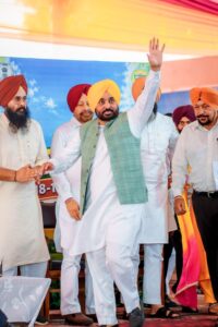 ਅਸੀਂ ਕਿਸਾਨਾਂ ਦੇ ਹਿੱਤਾਂ ਦੀ ਰਾਖੀ ਅਤੇ ਖੇਤੀਬਾੜੀ ਨੂੰ ਲਾਹੇਵੰਦ ਬਣਾਉਣ ਲਈ ਵਚਨਬੱਧ ਹਾਂ: ਮੁੱਖ ਮੰਤਰੀ ਭਗਵੰਤ ਸਿੰਘ ਮਾਨ