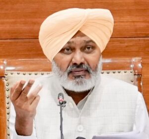 ਪੰਜਾਬ ਨੇ ਟੈਕਸ ਚੋਰਾਂ ਖਿਲਾਫ਼ ਸ਼ਿਕੰਜਾ ਹੋਰ ਕੱਸਿਆ: ਤਾਜ਼ਾ ਕਾਰਵਾਈ ਵਿੱਚ 4.5 ਕਰੋੜ ਰੁਪਏ ਤੋਂ ਵੱਧ ਦਾ ਸਾਮਾਨ ਜ਼ਬਤ: ਹਰਪਾਲ ਸਿੰਘ ਚੀਮਾ