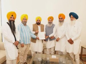 ਐਸ.ਆਈ.ਟੀ. ਜਾਂਚ ਦੀ ਮੰਗ ਨੂੰ ਲੈ ਕੇ ਸ਼੍ਰੋਮਣੀ ਅਕਾਲੀ ਦਲ (ਪੁਨਰ ਸੁਰਜੀਤ) ਦੇ ਵਫ਼ਦ ਨੇ ਮੁੱਖ ਮੰਤਰੀ ਭਗਵੰਤ ਸਿੰਘ ਮਾਨ ਨਾਲ ਕੀਤੀ ਮੁਲਾਕਾਤ