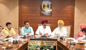 ਭਗਵੰਤ ਮਾਨ ਸਰਕਾਰ ਵੱਲੋਂ ਬੀ.ਕੇ.ਯੂ. (ਏਕਤਾ ਉਗਰਾਹਾਂ) ਨਾਲ ਲੰਬੀ ਮੀਟਿੰਗ; ਕਿਸਾਨਾਂ ਦੇ ਮਸਲਿਆਂ ਦੇ ਸਮਾਂਬੱਧ ਹੱਲ ਦਾ ਦਿੱਤਾ ਭਰੋਸਾ