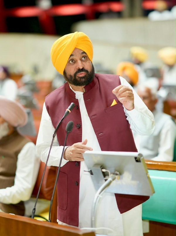 ‘ਵੋਟ-ਚੋਰੀ’ ਲੋਕਤੰਤਰ ਲਈ ਗੰਭੀਰ ਖ਼ਤਰਾ; ਐੱਸ.ਆਈ.ਆਰ. ਨੂੰ ਤੁਰੰਤ ਰੱਦ ਕੀਤਾ ਜਾਵੇ: ਮੁੱਖ ਮੰਤਰੀ ਭਗਵੰਤ ਸਿੰਘ ਮਾਨ